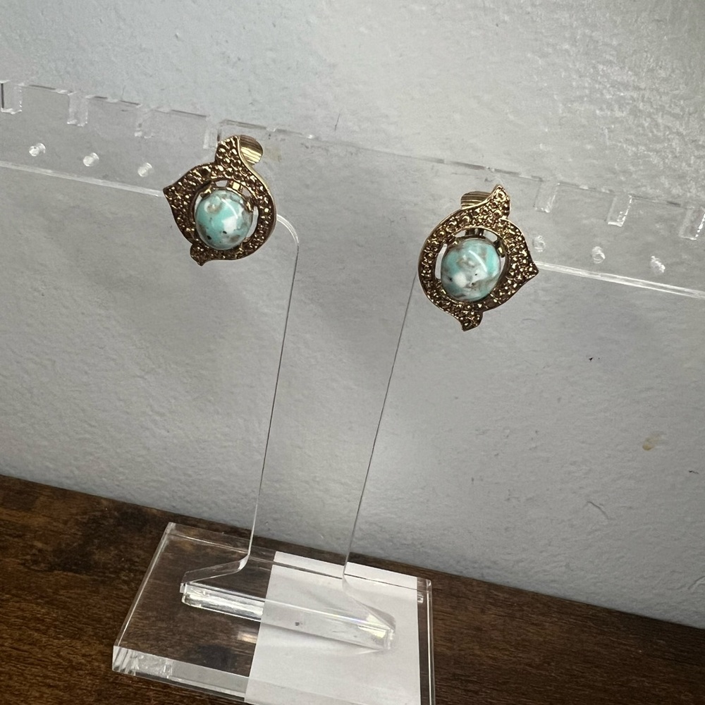 1968 Sarah Coventry “remembrance” set - Picture 3 of 4